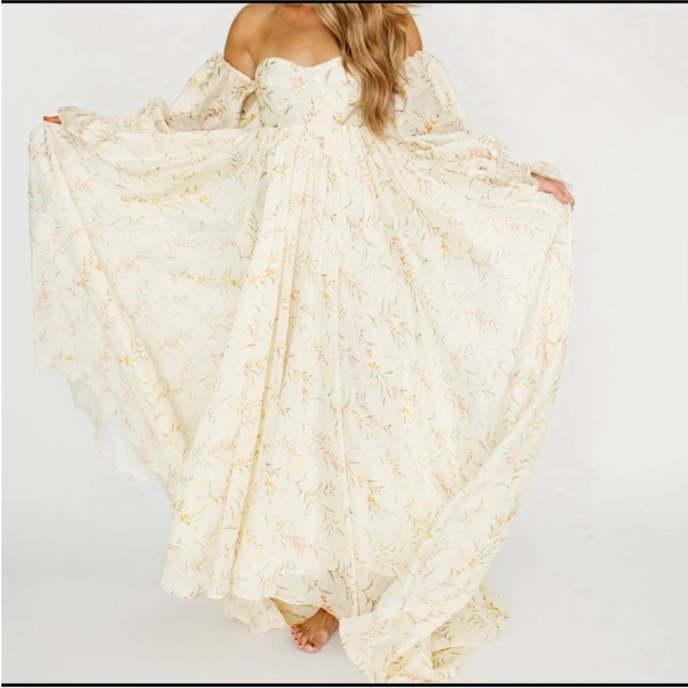 Worth Collective Delilah Maxi Dress With Train in Cream Floral - Bump Friendly L